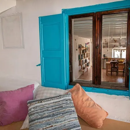 Lilly's Seaview
